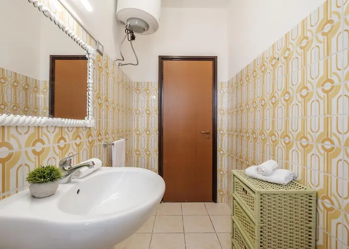 Poetto Family House, Privat Parking, Self Check-in, Netflix Apartamento