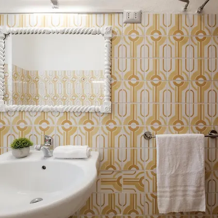 Poetto Family House, Privat Parking, Self Check-in, Netflix Appartamento *