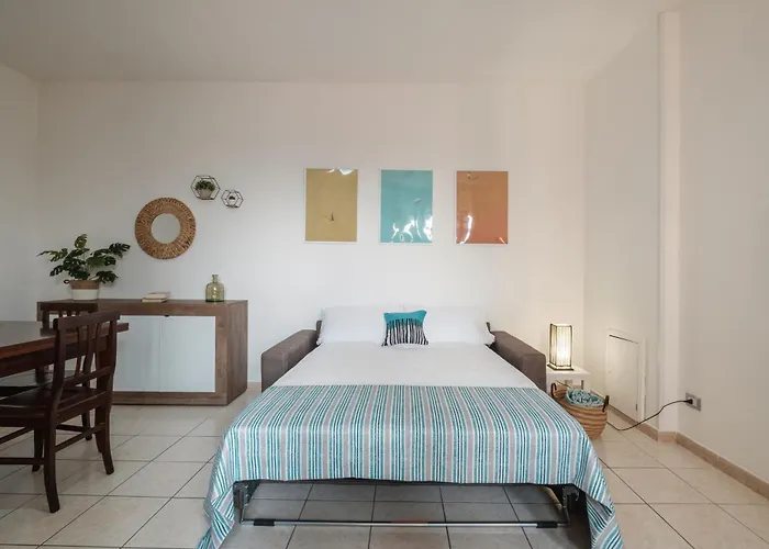 Poetto Family House, Privat Parking, Self Check-in, Netflix Apartament *